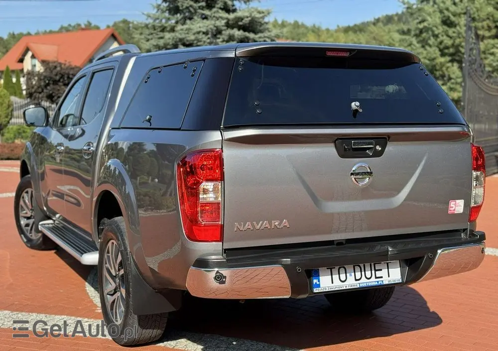 NISSAN Navara 