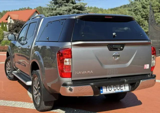 NISSAN Navara 