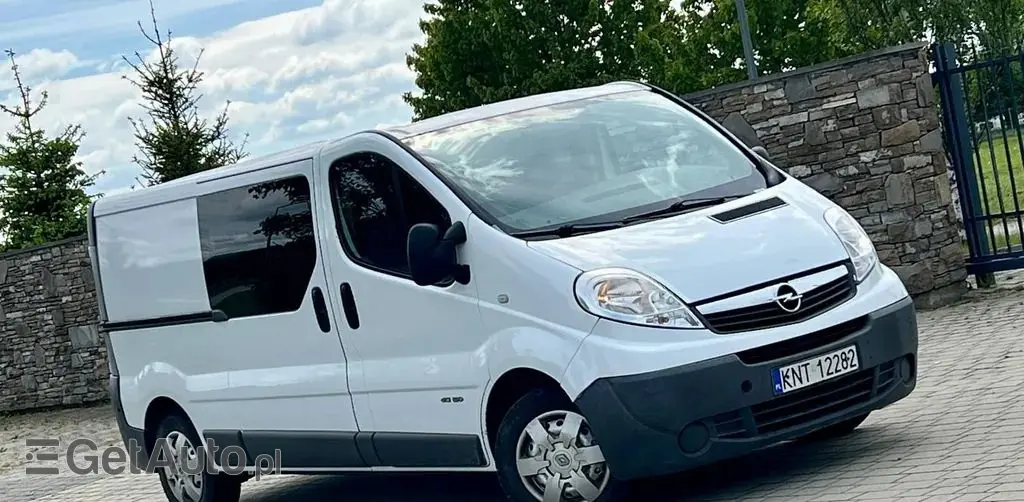 RENAULT Trafic 