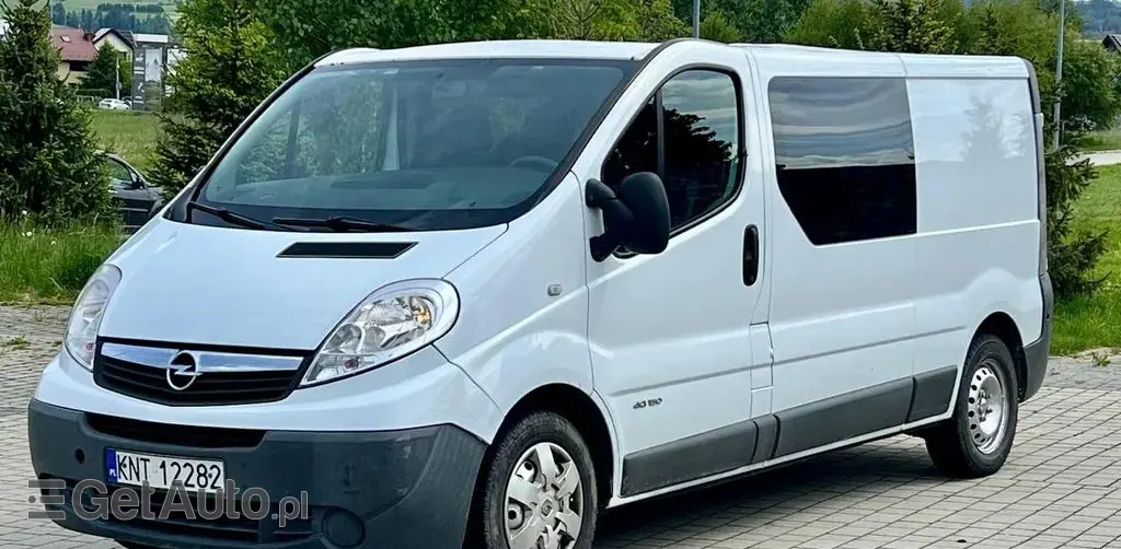 RENAULT Trafic 