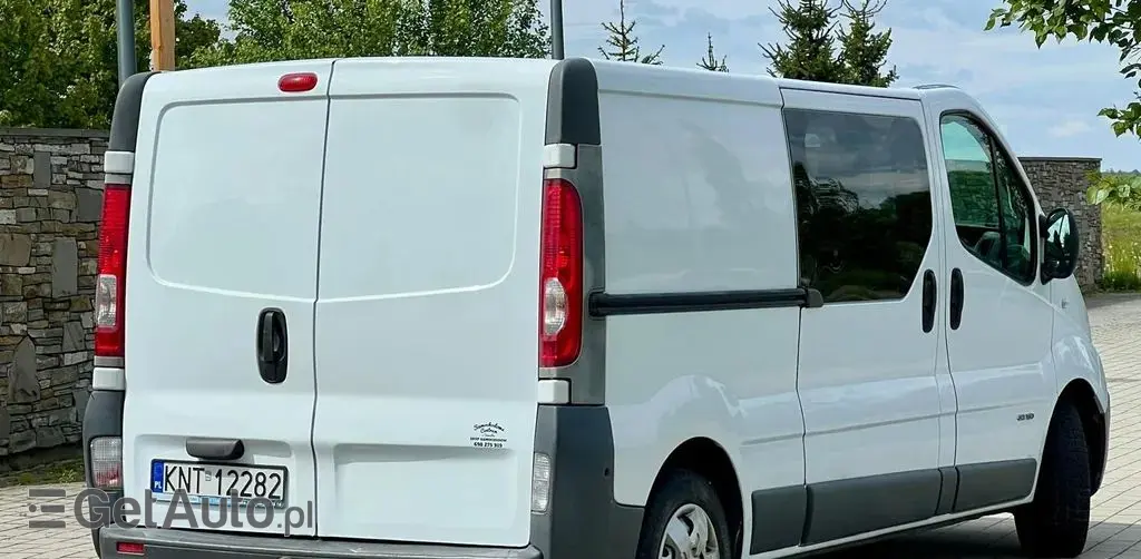 RENAULT Trafic 