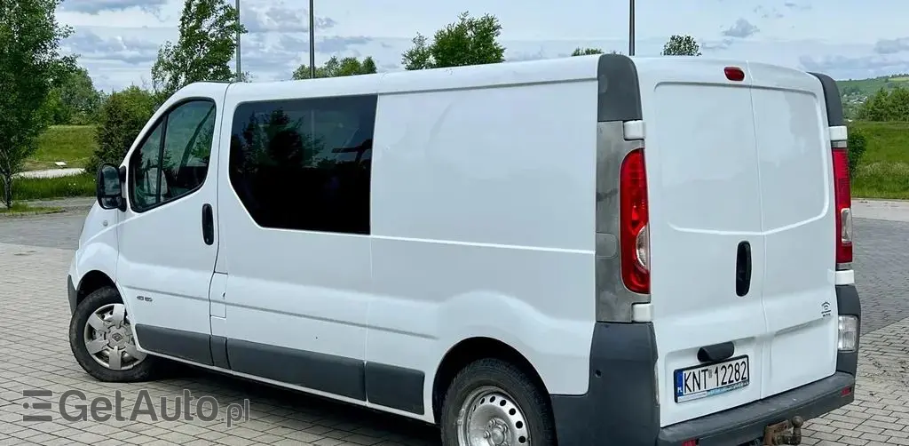 RENAULT Trafic 