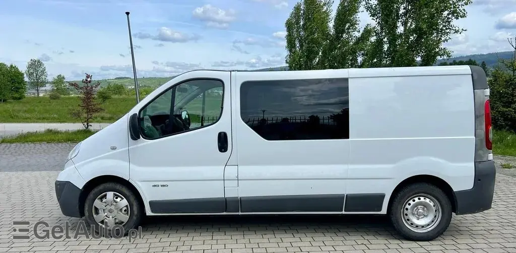 RENAULT Trafic 