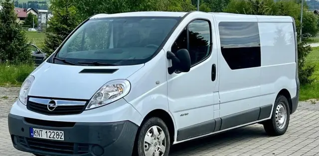 RENAULT Trafic 