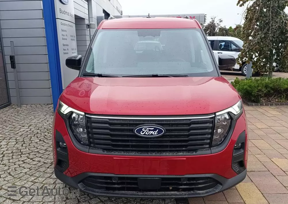 FORD Tourneo Courier 1.0 EcoBoost Titanium