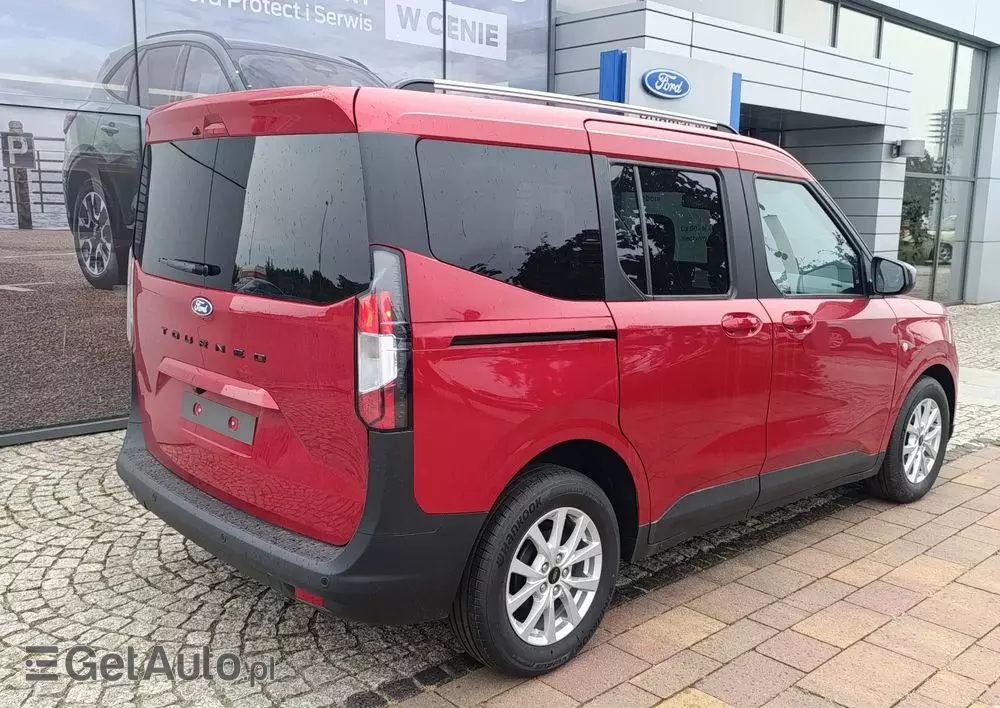 FORD Tourneo Courier 1.0 EcoBoost Titanium