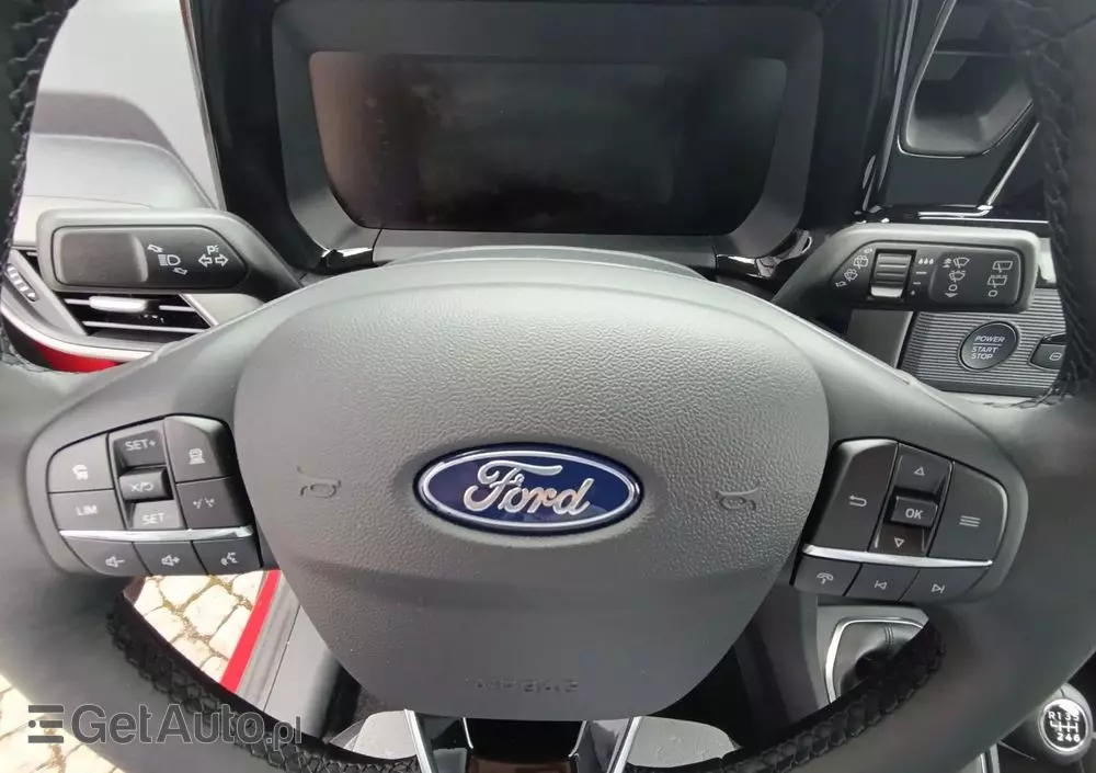 FORD Tourneo Courier 1.0 EcoBoost Titanium