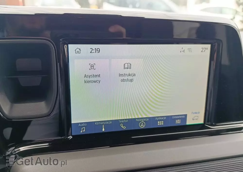 FORD Tourneo Courier 1.0 EcoBoost Titanium