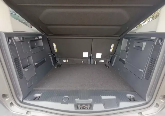 FORD Tourneo Courier 1.0 EcoBoost Titanium