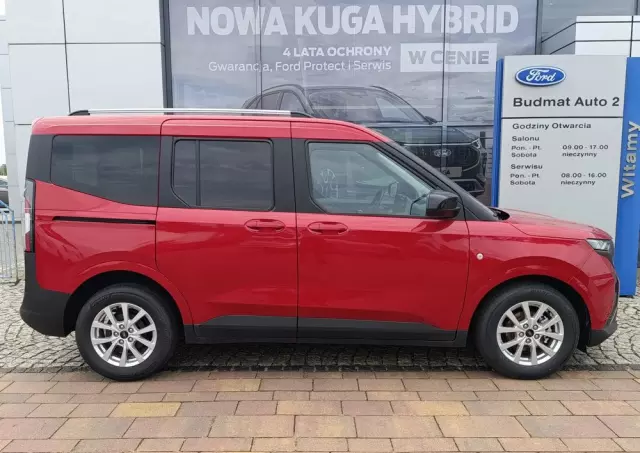 FORD Tourneo Courier 1.0 EcoBoost Titanium