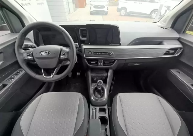 FORD Tourneo Courier 1.0 EcoBoost Titanium
