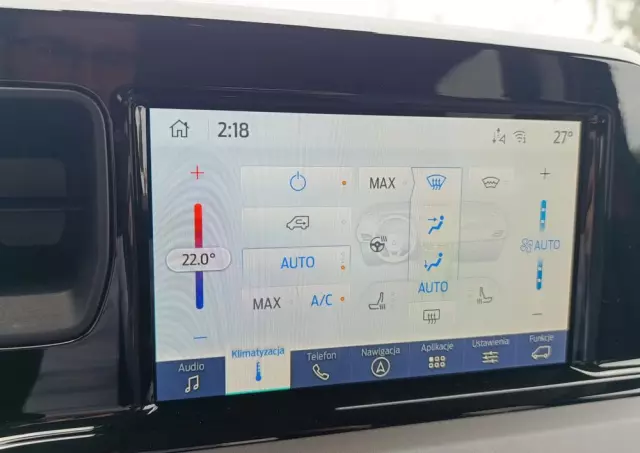 FORD Tourneo Courier 1.0 EcoBoost Titanium