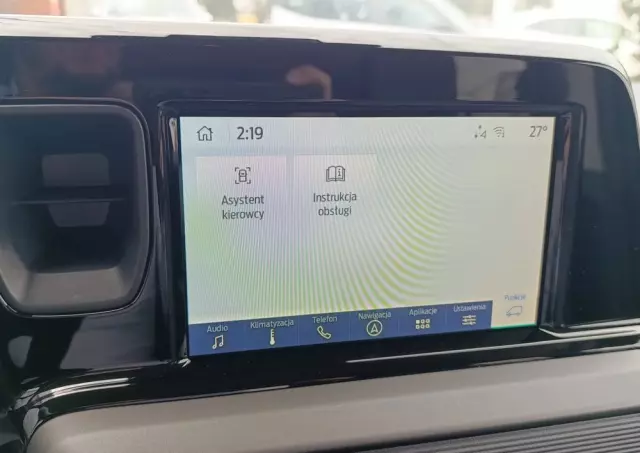 FORD Tourneo Courier 1.0 EcoBoost Titanium