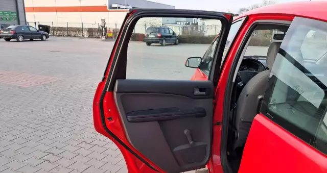 FORD C-MAX 1.6 Ambiente