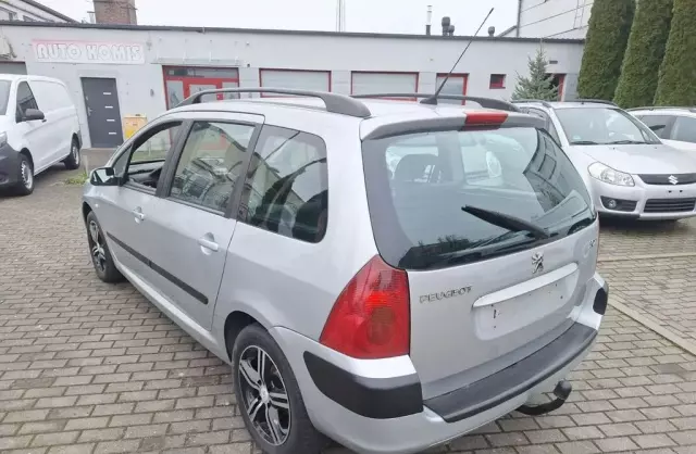 PEUGEOT 307 
