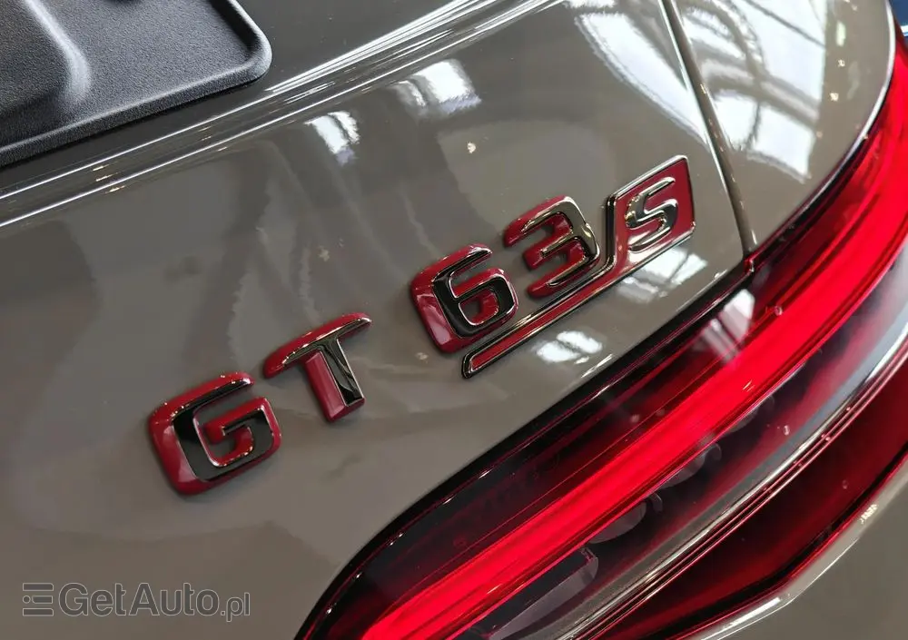 MERCEDES-BENZ AMG GT 