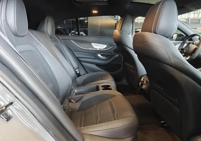 MERCEDES-BENZ AMG GT 