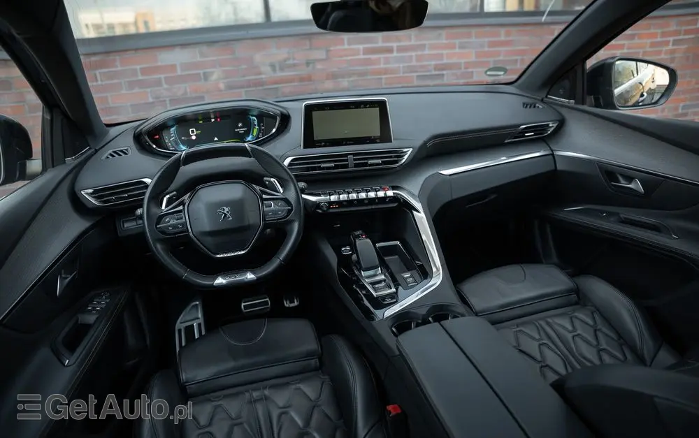 PEUGEOT 3008 1.6 PureTech Hybrid4 PHEV GT Pack S&S EAT8