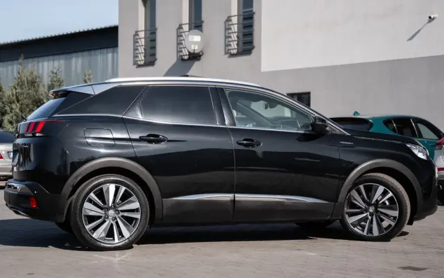 PEUGEOT 3008 1.6 PureTech Hybrid4 PHEV GT Pack S&S EAT8