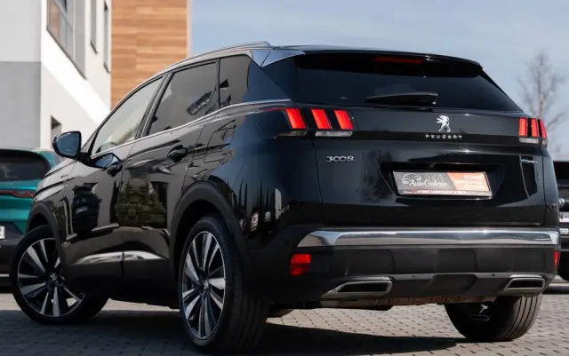 PEUGEOT 3008 1.6 PureTech Hybrid4 PHEV GT Pack S&S EAT8