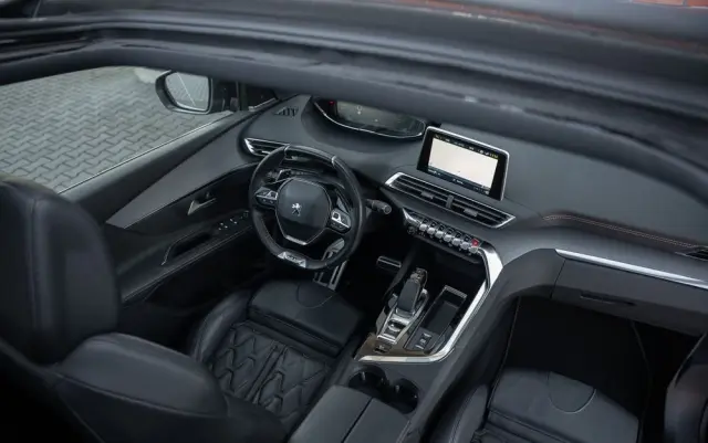 PEUGEOT 3008 1.6 PureTech Hybrid4 PHEV GT Pack S&S EAT8