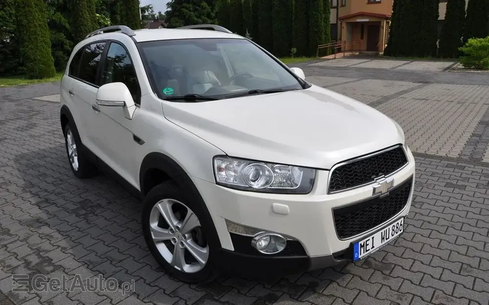 CHEVROLET Captiva 2.2 Diesel 4WD Automatik LT+