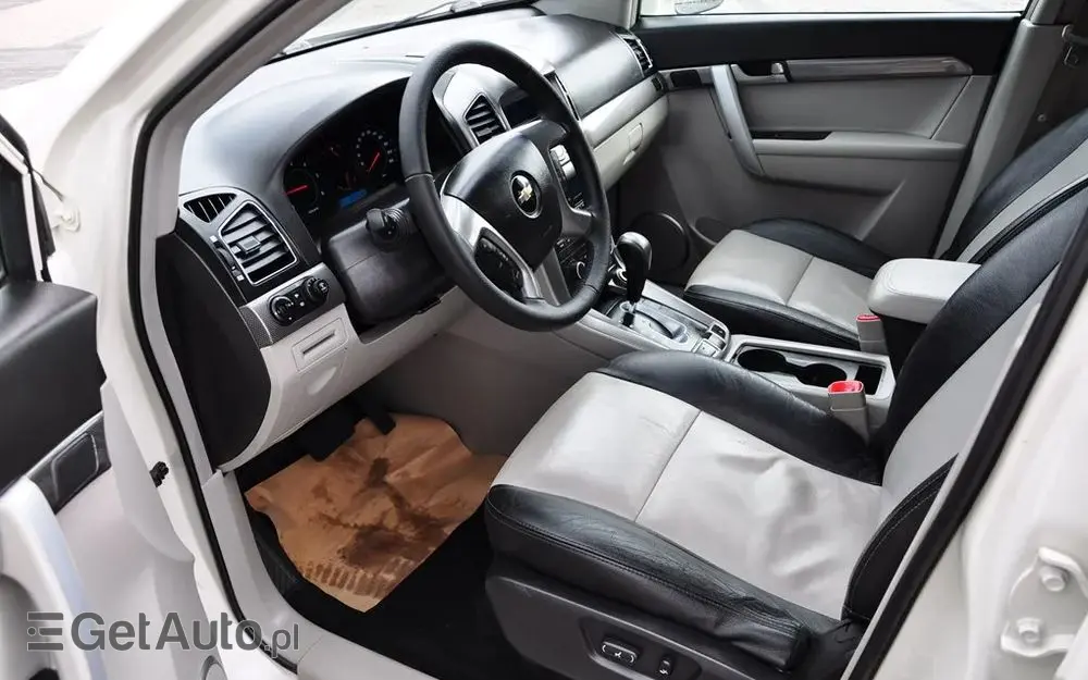 CHEVROLET Captiva 2.2 Diesel 4WD Automatik LT+