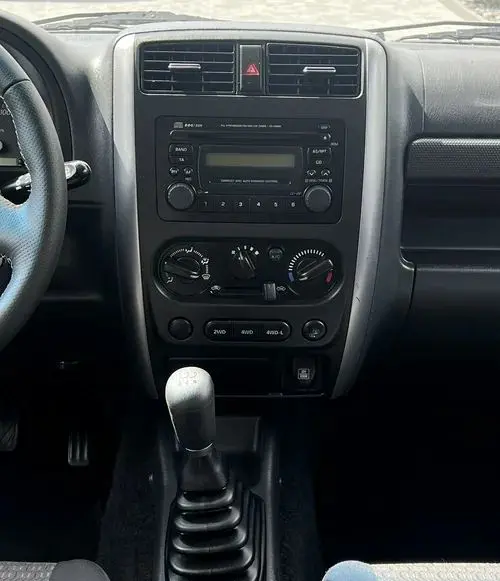 SUZUKI Jimny 