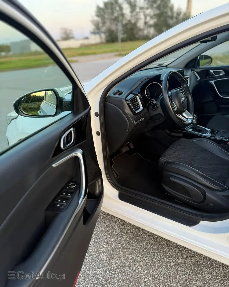 KIA Ceed 1.4 T-GDI DCT OPF Platinum Edition