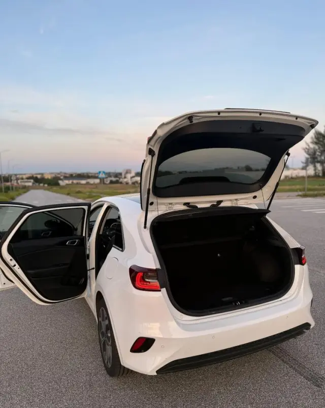 KIA Ceed 1.4 T-GDI DCT OPF Platinum Edition