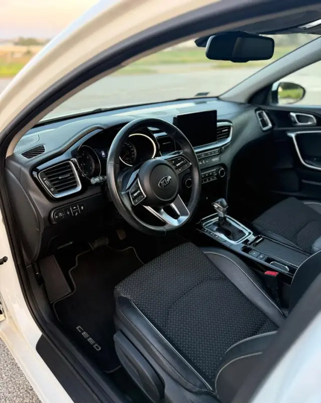 KIA Ceed 1.4 T-GDI DCT OPF Platinum Edition