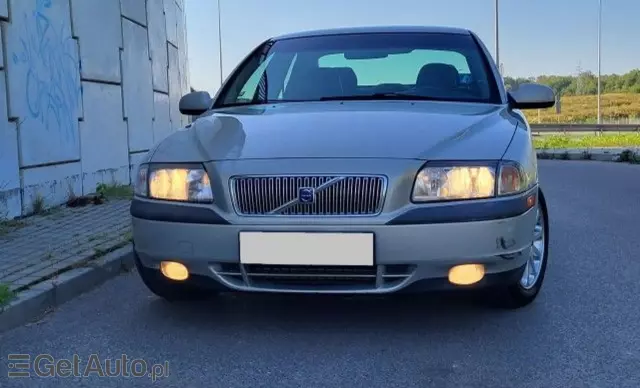 VOLVO S80 