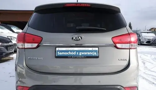 KIA Carens 
