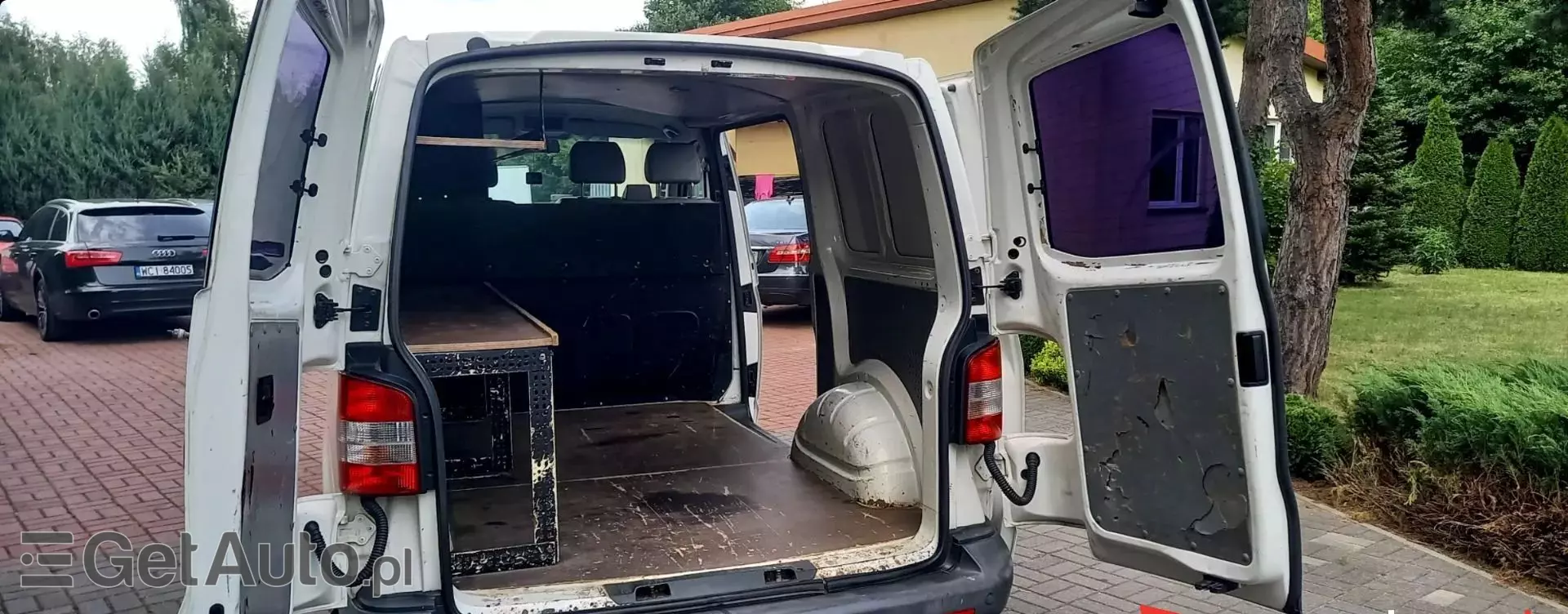 VOLKSWAGEN Transporter 