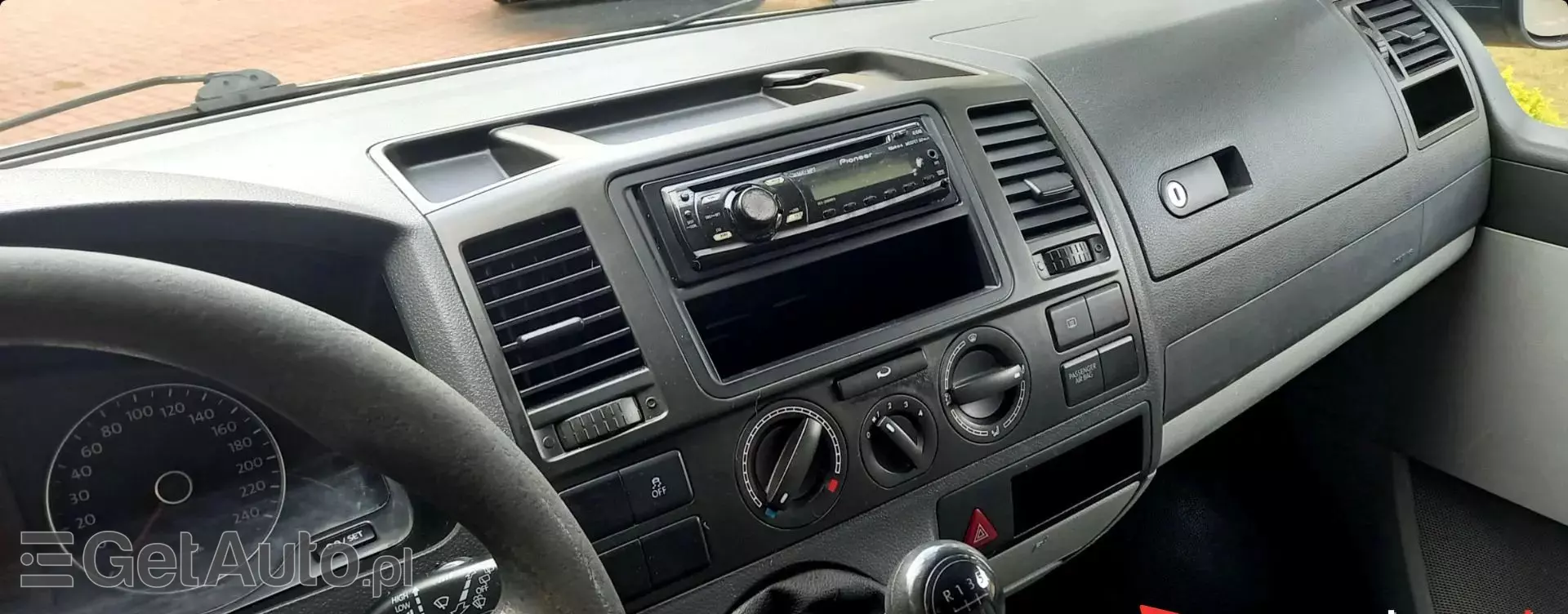 VOLKSWAGEN Transporter 