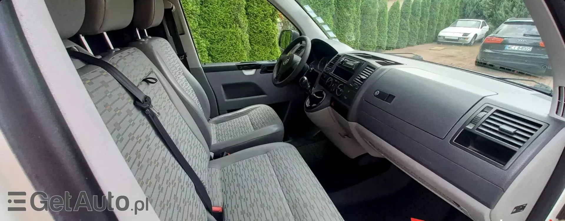 VOLKSWAGEN Transporter 