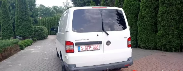 VOLKSWAGEN Transporter 