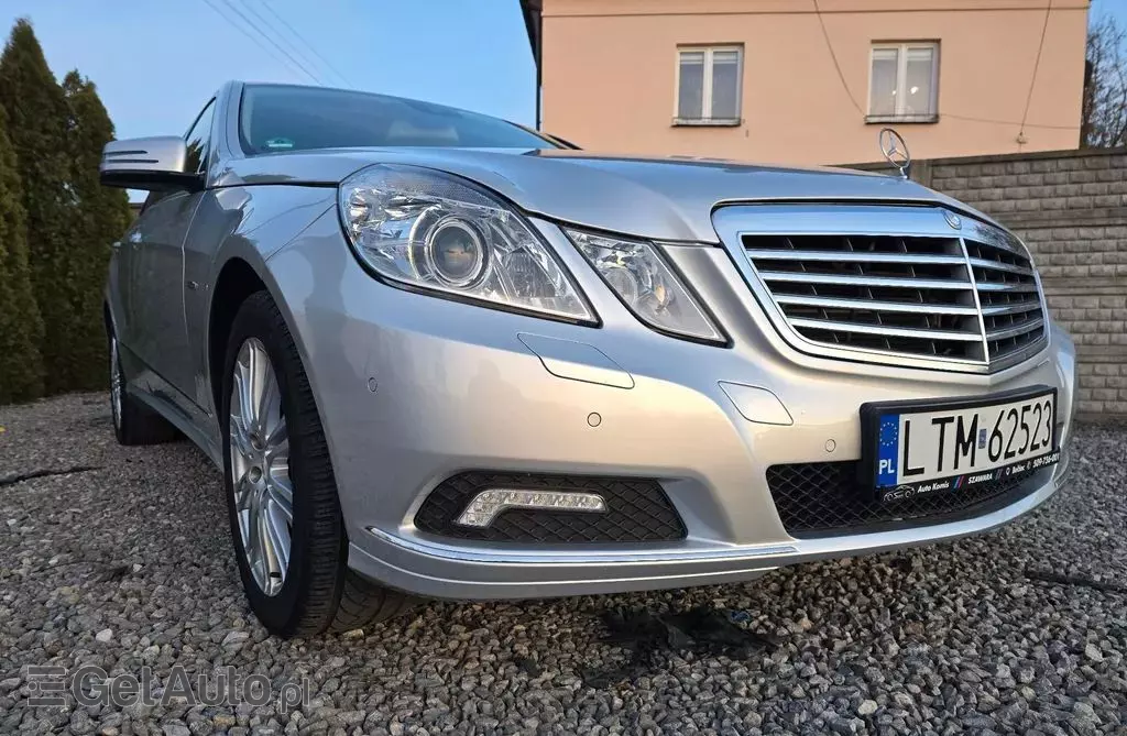 MERCEDES-BENZ Klasa E 