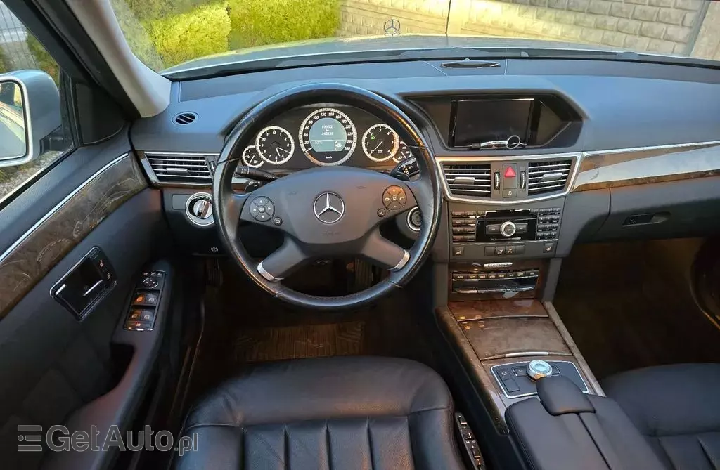 MERCEDES-BENZ Klasa E 