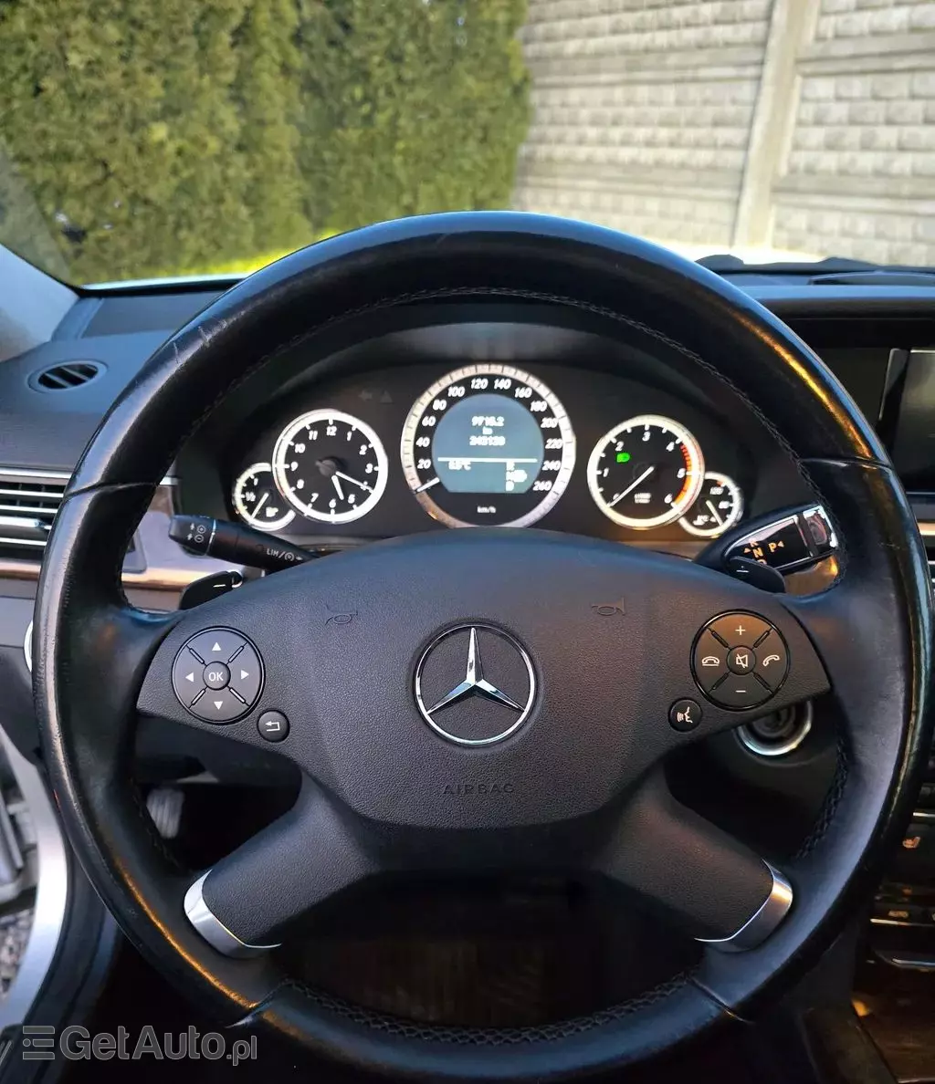 MERCEDES-BENZ Klasa E 