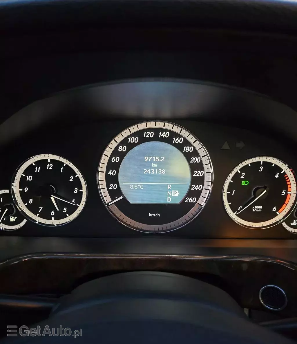 MERCEDES-BENZ Klasa E 