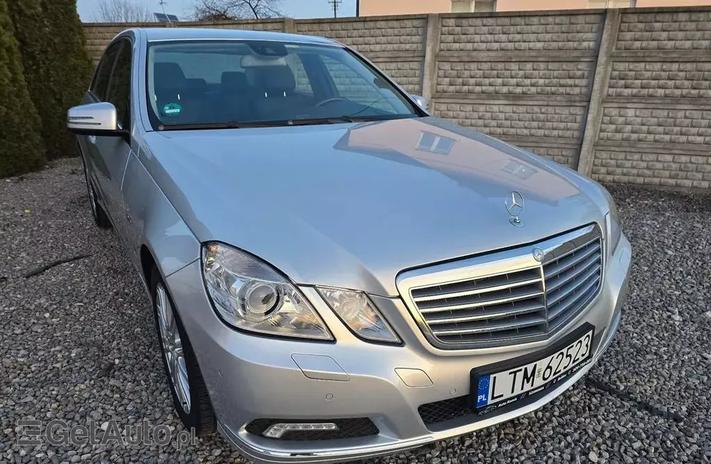 MERCEDES-BENZ Klasa E 