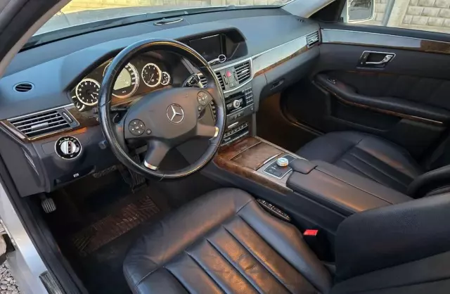 MERCEDES-BENZ Klasa E 