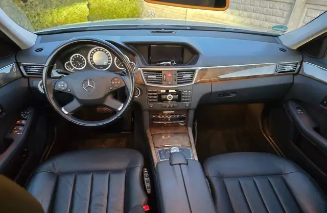 MERCEDES-BENZ Klasa E 