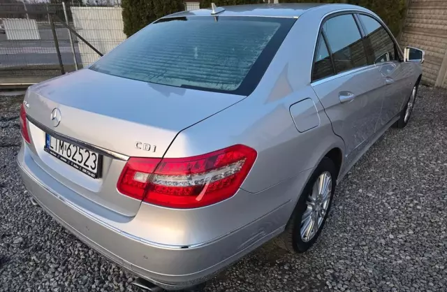 MERCEDES-BENZ Klasa E 