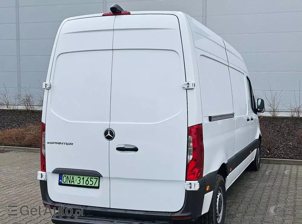 MERCEDES-BENZ ESPRINTER 
