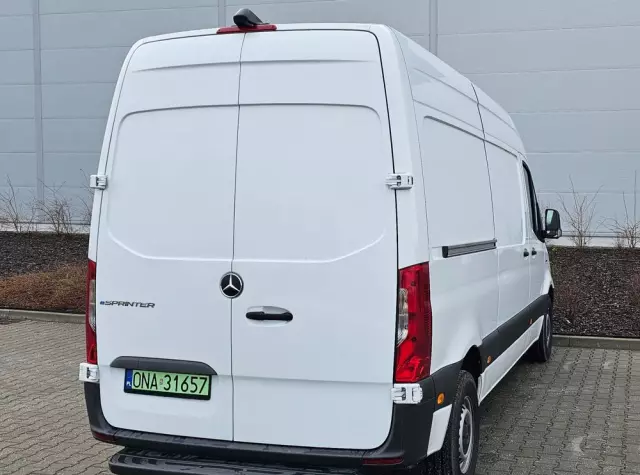 MERCEDES-BENZ ESPRINTER 