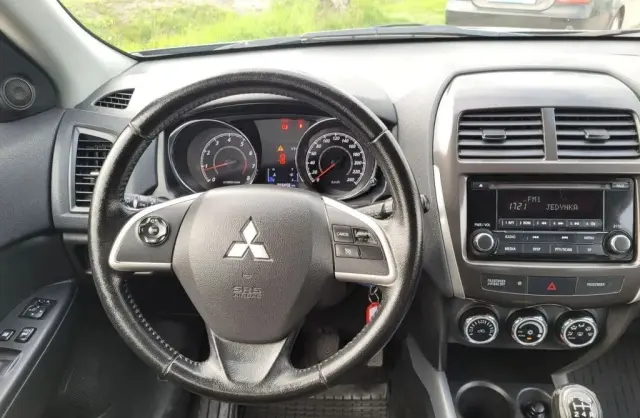 MITSUBISHI ASX 