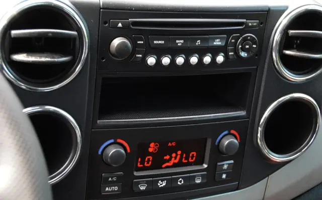 PEUGEOT Partner 1.6 HDi Outdoor
