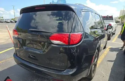 CHRYSLER Pacifica 